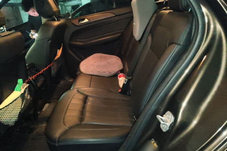Used Mercedes-Benz GLE 2016 GLE 400 4MATIC Left Rear Seat