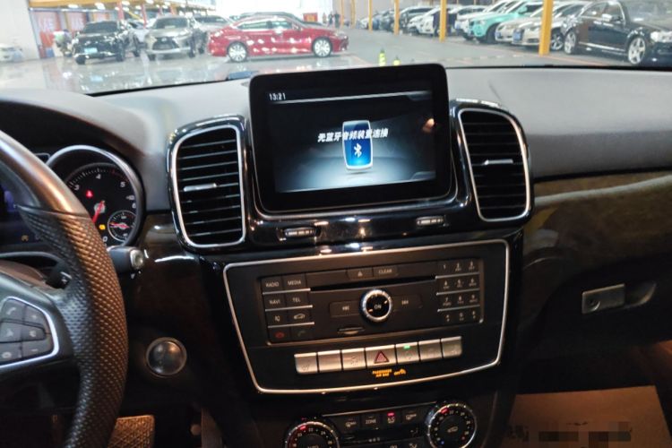 Used Mercedes-Benz GLE 2016 GLE 350 d 4MATIC Audio And AC Panel