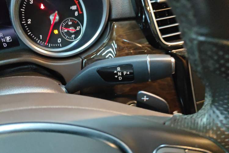 Used Mercedes-Benz GLE 2016 GLE 350 d 4MATIC Gear Lever