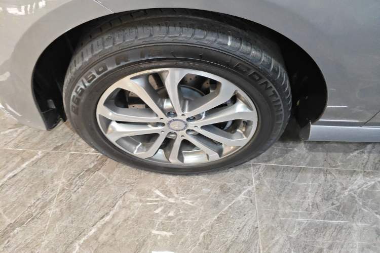 Used Mercedes-Benz GLE 2016 GLE 350 d 4MATIC Left Front Wheel Hub