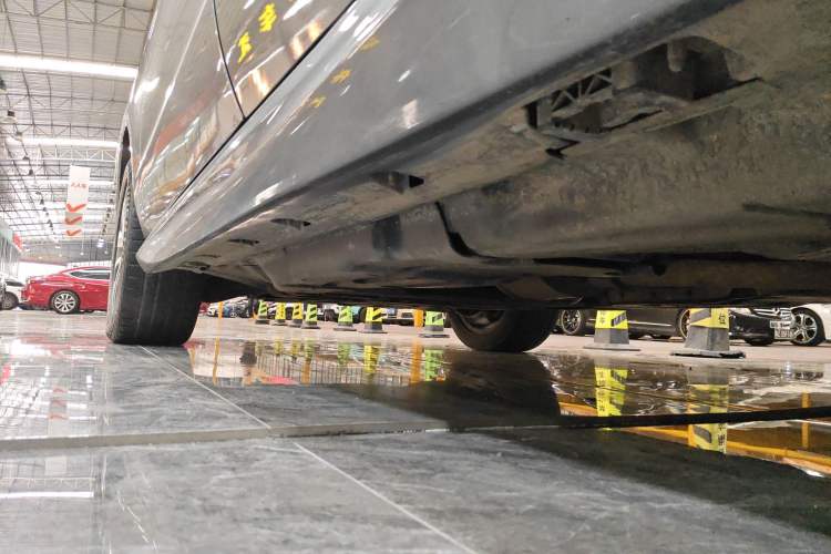 Used Mercedes-Benz GLE 2016 GLE 350 d 4MATIC Left Side Sill