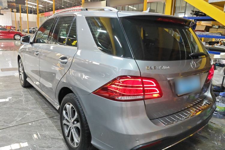 Used Mercedes-Benz GLE 2016 GLE 350 d 4MATIC Rear Left 45 Deg