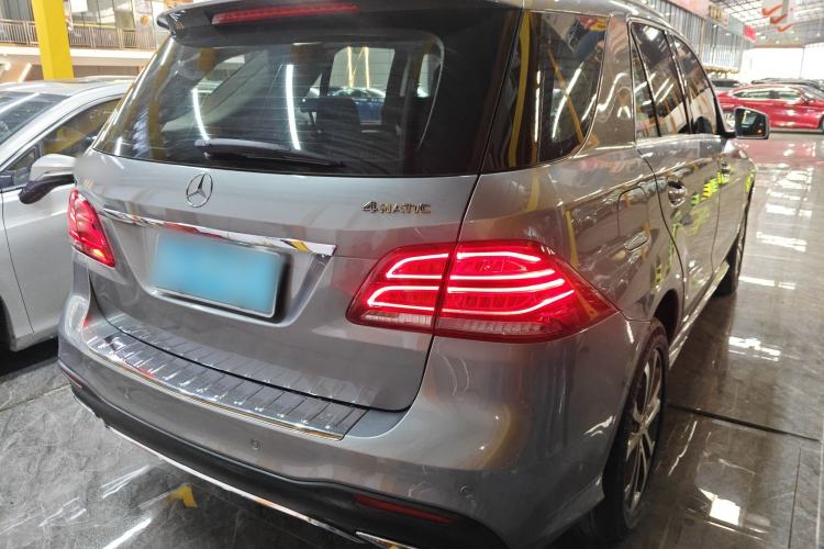 Used Mercedes-Benz GLE 2016 GLE 350 d 4MATIC Rear Right 45 Deg