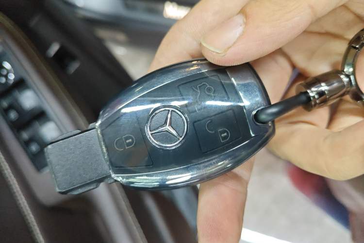 Used Mercedes-Benz GLE 2016 GLE 350 d 4MATIC Vehicle Key
