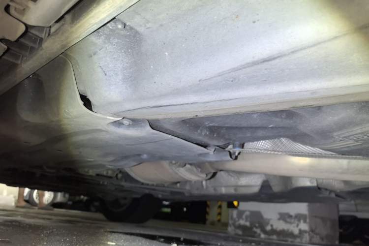 Used Mercedes-Benz GLE 2016 GLE 320 4MATIC Dynamic Edition Chassis Rear Left