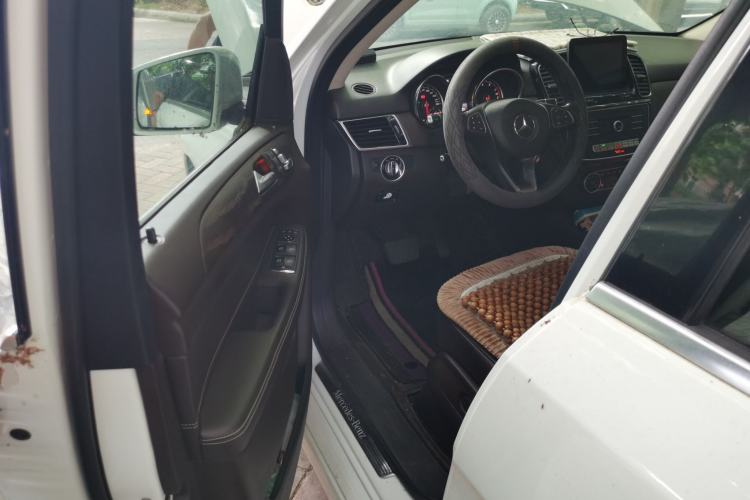 Used Mercedes-Benz GLE 2016 GLE 320 4MATIC Luxury Model Driver Seat