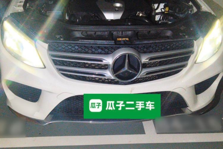 Used Mercedes-Benz GLE 2016 GLE 300 d 4MATIC Engine Bay