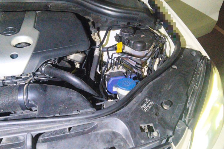 Used Mercedes-Benz GLE 2016 GLE 300 d 4MATIC Engine Bay Left