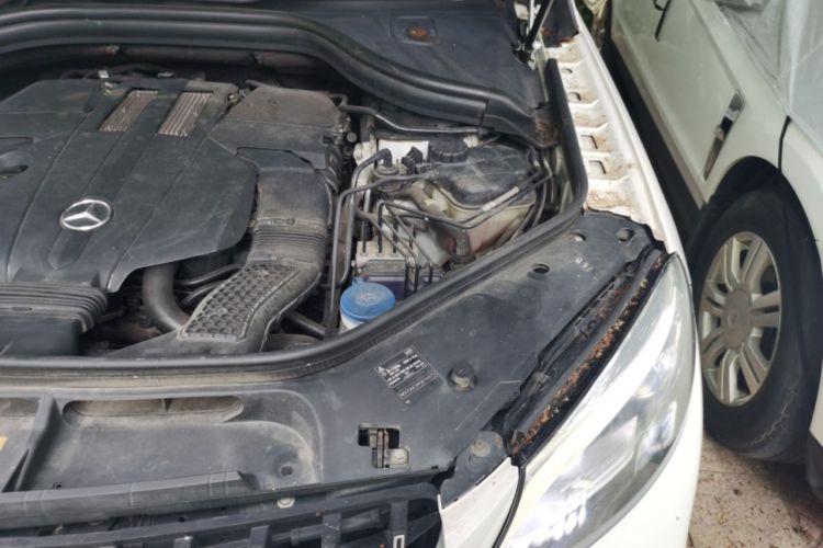 Used Mercedes-Benz GLE 2016 GLE 320 4MATIC Luxury Model Engine Bay Left