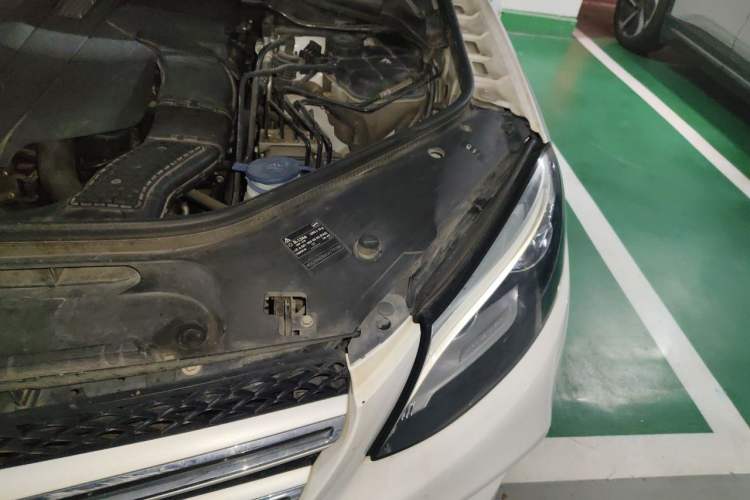 Used Mercedes-Benz GLE 2016 GLE 320 4MATIC Dynamic Edition Engine Bay Left