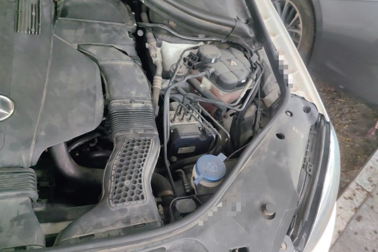 Used Mercedes-Benz GLE 2016 GLE 320 4MATIC Dynamic Edition Engine Bay Left