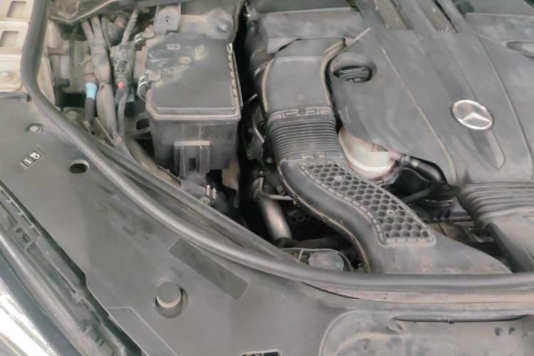 Used Mercedes-Benz GLE 2016 GLE 320 4MATIC Dynamic Edition Engine Bay Right