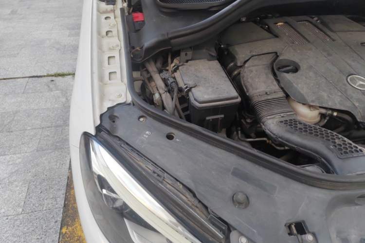 Used Mercedes-Benz GLE 2016 GLE 320 4MATIC Dynamic Edition Engine Bay Right
