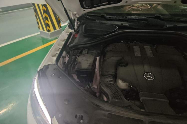 Used Mercedes-Benz GLE 2016 GLE 320 4MATIC Dynamic Edition Engine Bay Right