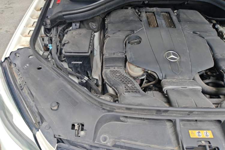 Used Mercedes-Benz GLE 2016 GLE 320 4MATIC Dynamic Edition Engine Bay Right