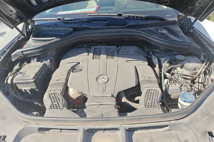 Used Mercedes-Benz GLE 2016 GLE 320 4MATIC Luxury Model Engine Bay