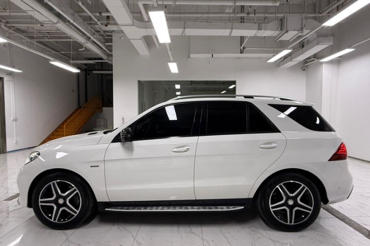 Used Mercedes-Benz GLE 2016 GLE 450 AMG 4MATIC Exterior 3