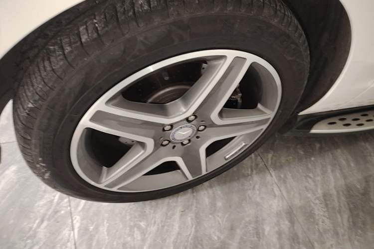 Used Mercedes-Benz GLE 2016 GLE 400 4MATIC Exterior 4