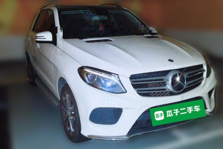 Used Mercedes-Benz GLE 2016 GLE 300 d 4MATIC Front Right 45 Deg