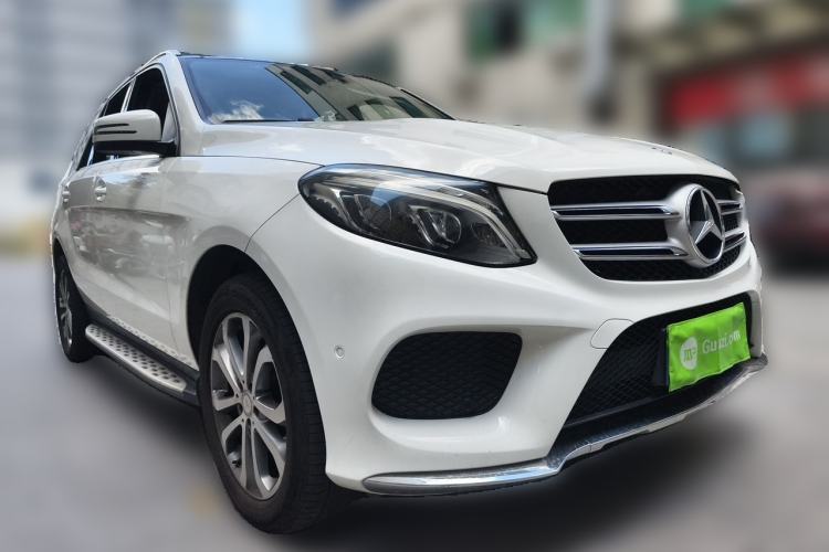 Used Mercedes-Benz GLE 2016 GLE 320 4MATIC Dynamic Edition Front Right 45 Deg