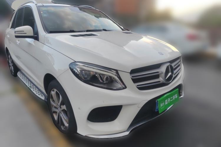 Used Mercedes-Benz GLE 2016 GLE 320 4MATIC Dynamic Edition Front Right 45 Deg