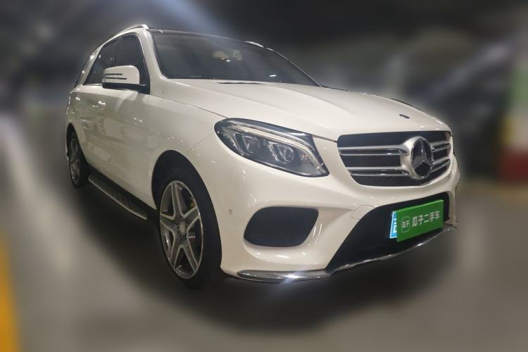 Used Mercedes-Benz GLE 2016 GLE 400 4MATIC Front Right 45 Deg