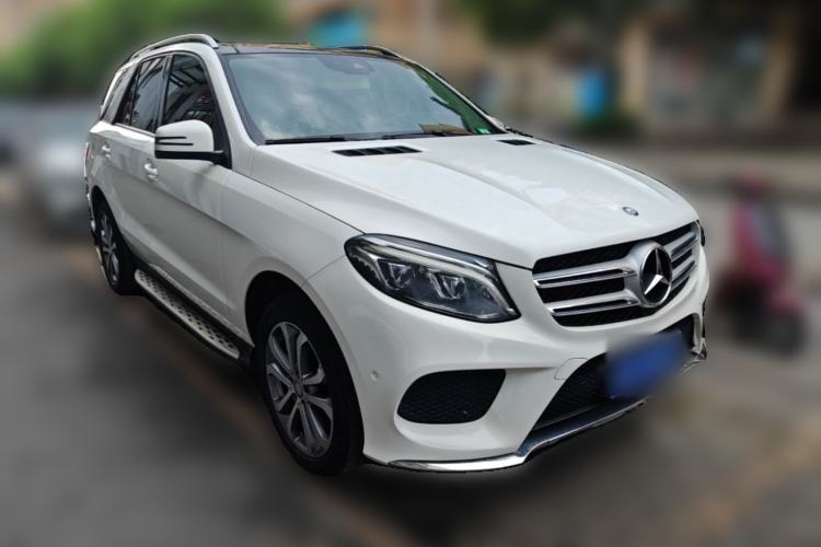 Used Mercedes-Benz GLE 2016 GLE 320 4MATIC Dynamic Edition Front Right 45 Deg