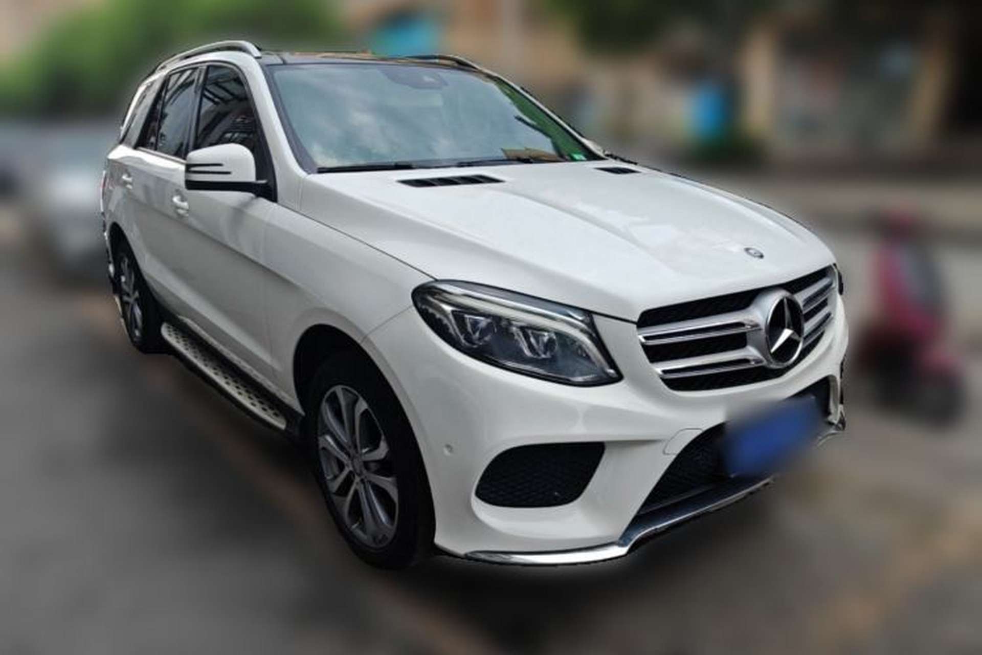 Used Mercedes-Benz GLE 2016 GLE 320 4MATIC Dynamic Edition Front Right 45 Deg