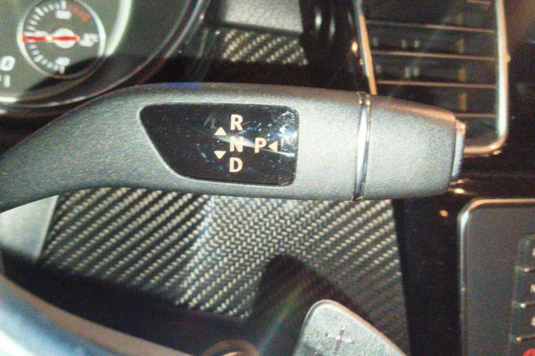 Used Mercedes-Benz GLE 2016 GLE 300 d 4MATIC Gear Lever