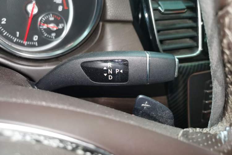 Used Mercedes-Benz GLE 2016 GLE 320 4MATIC Luxury Model Gear Lever