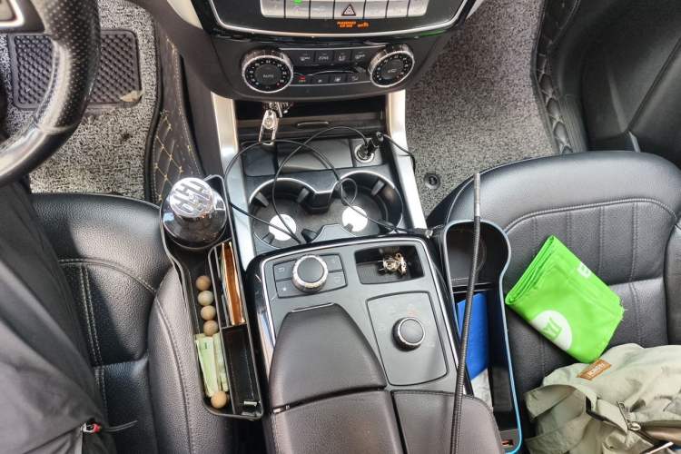 Used Mercedes-Benz GLE 2016 GLE 320 4MATIC Dynamic Edition Gear Lever