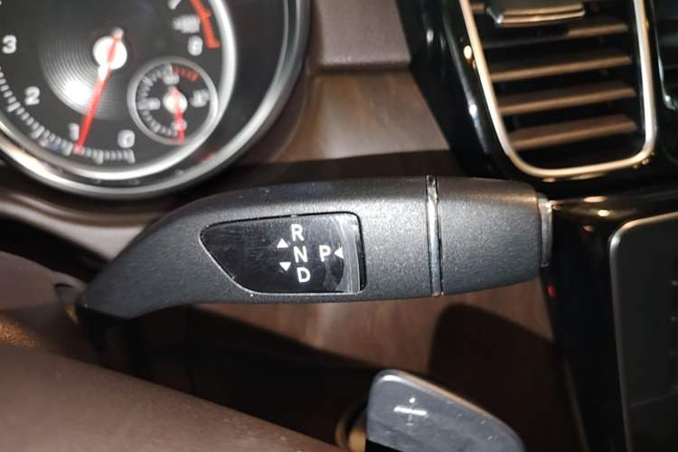 Used Mercedes-Benz GLE 2016 GLE 400 4MATIC Gear Lever