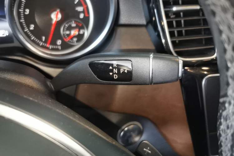 Used Mercedes-Benz GLE 2016 GLE 400 4MATIC Gear Lever
