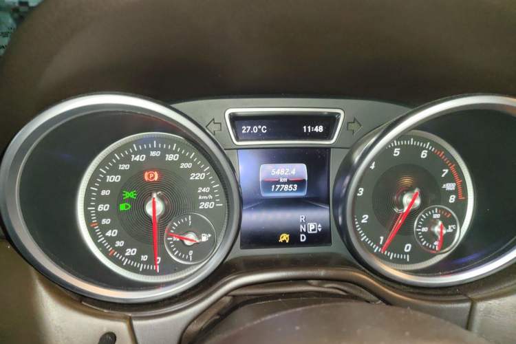 Used Mercedes-Benz GLE 2016 GLE 320 4MATIC Dynamic Edition Instrument Cluster