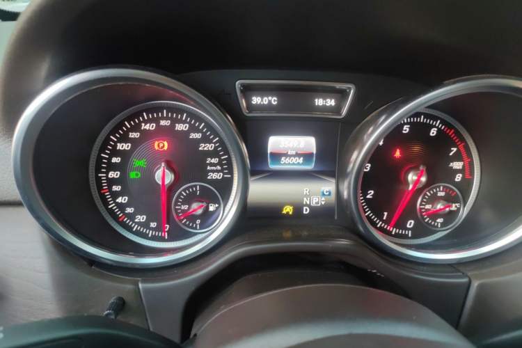 Used Mercedes-Benz GLE 2016 GLE 320 4MATIC Dynamic Edition Instrument Cluster