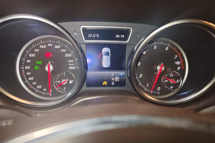 Used Mercedes-Benz GLE 2016 GLE 320 4MATIC Dynamic Edition Instrument Cluster