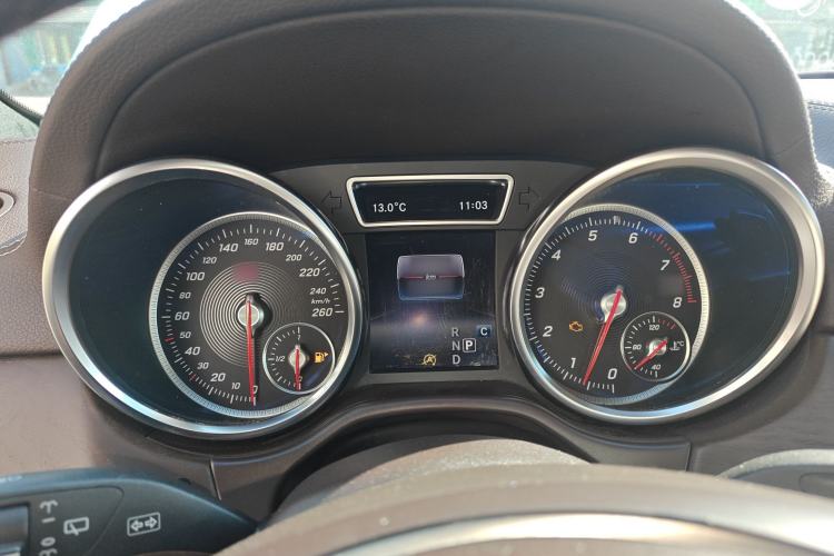 Used Mercedes-Benz GLE 2016 GLE 320 4MATIC Luxury Model Instrument Cluster