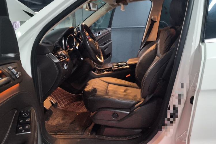 Used Mercedes-Benz GLE  Left Front Seat