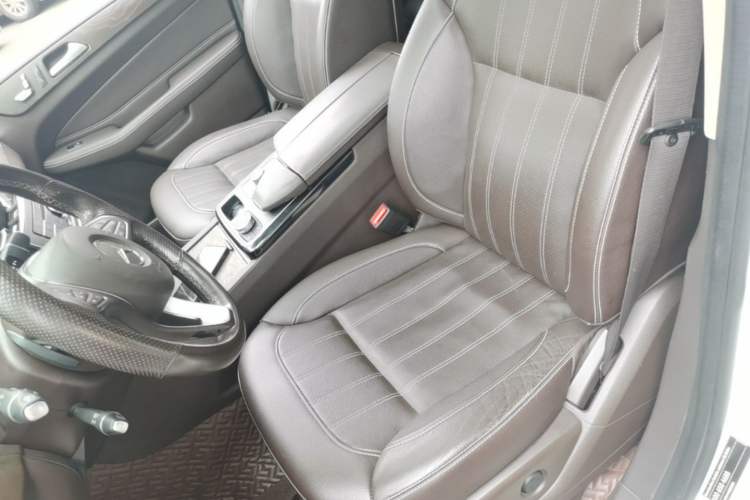 Used Mercedes-Benz GLE 2016 GLE 320 4MATIC Luxury Model Left Front Seat