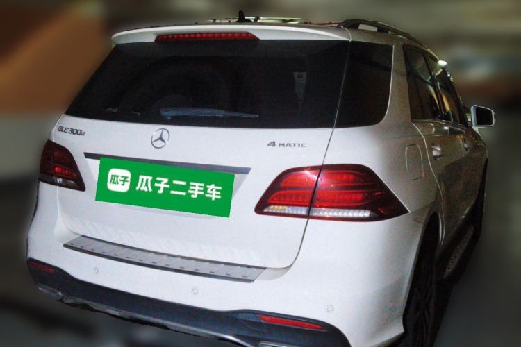 Used Mercedes-Benz GLE 2016 GLE 300 d 4MATIC Rear Right 45 Deg