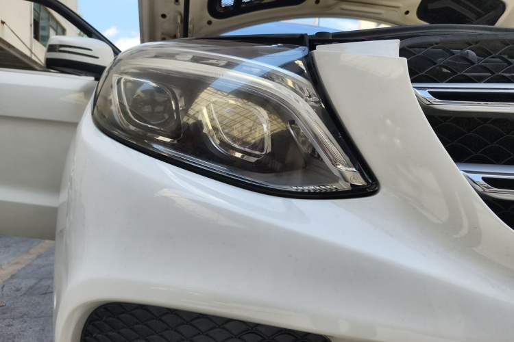 Used Mercedes-Benz GLE 2016 GLE 320 4MATIC Dynamic Edition Right Front Headlight