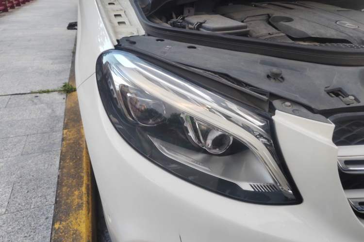 Used Mercedes-Benz GLE 2016 GLE 320 4MATIC Dynamic Edition Right Front Headlight