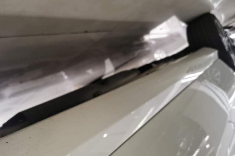 Used Mercedes-Benz GLE 2016 GLE 400 4MATIC Right Side Sill
