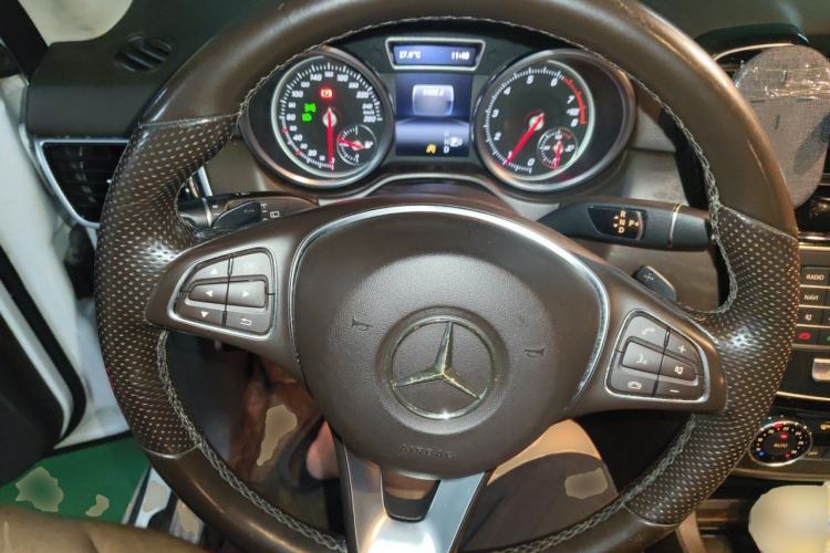 Used Mercedes-Benz GLE 2016 GLE 320 4MATIC Dynamic Edition Steering Wheel