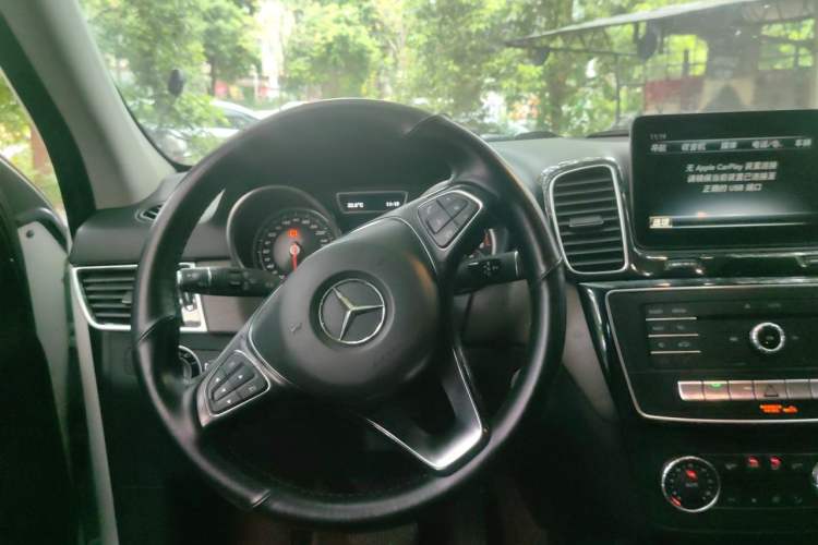 Used Mercedes-Benz GLE 2016 GLE 320 4MATIC Dynamic Edition Steering Wheel