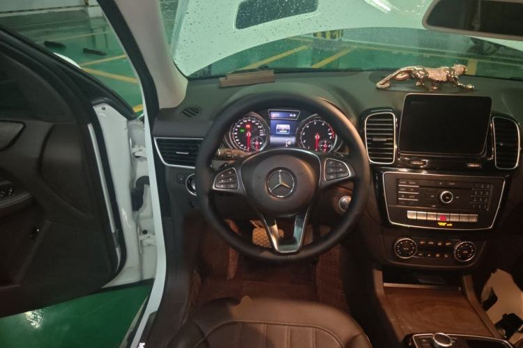 Used Mercedes-Benz GLE 2016 GLE 320 4MATIC Dynamic Edition Steering Wheel