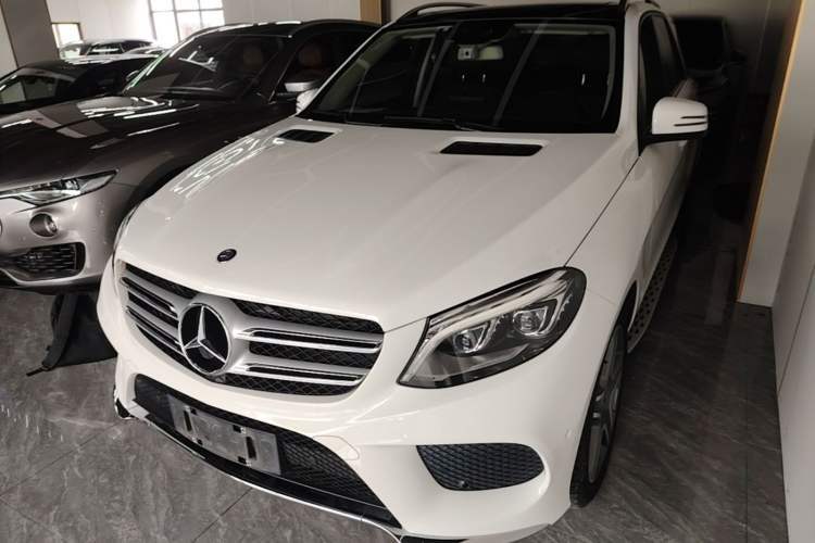 Used Mercedes-Benz GLE 2016 GLE 400 4MATIC Guazi used car, China used car export, Used car for sale, Used Mercedes-Benz cars, Cheapest cars for sale