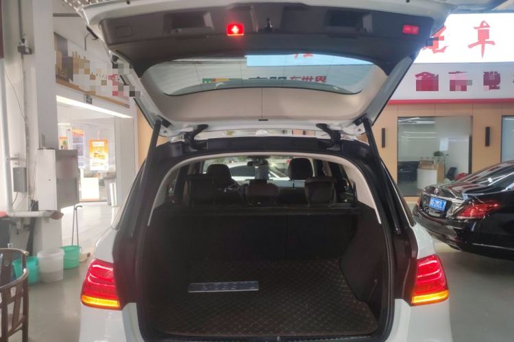 Used Mercedes-Benz GLE 2016 GLE 320 4MATIC Dynamic Edition Trunk