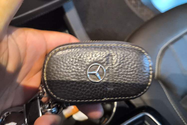 Used Mercedes-Benz GLE  Vehicle Key