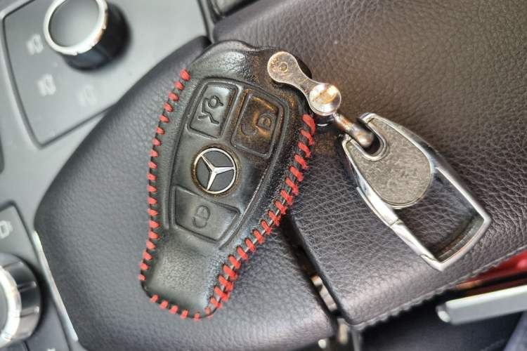 Used Mercedes-Benz GLE 2016 GLE 320 4MATIC Dynamic Edition Vehicle Key